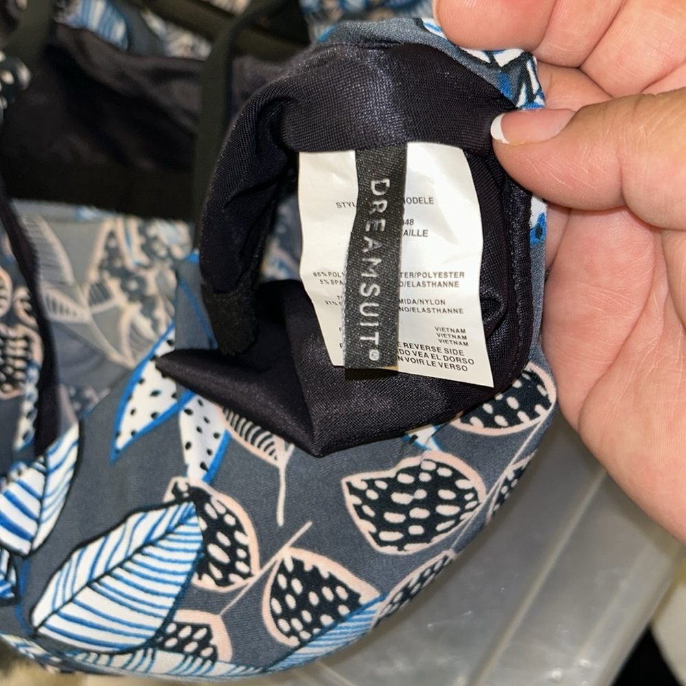 New Dreamsuit swim top - Picture 8 of 9